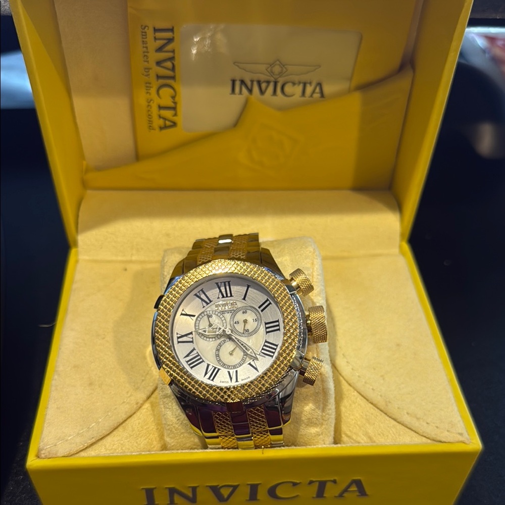 Invicta Bolt Men
Model 17436 - Men's Watch Quartz